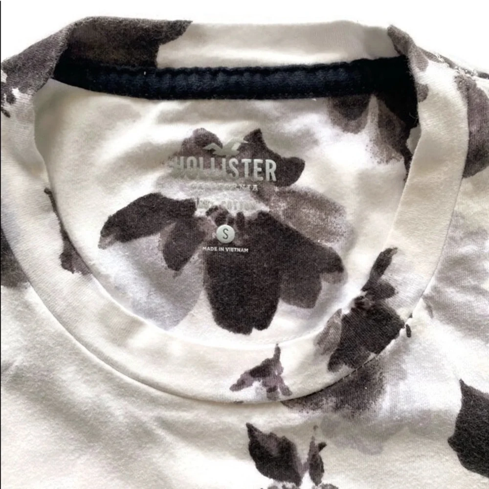 S Hollister Mens Tee Floral white black crewneck - Picture 4 of 6